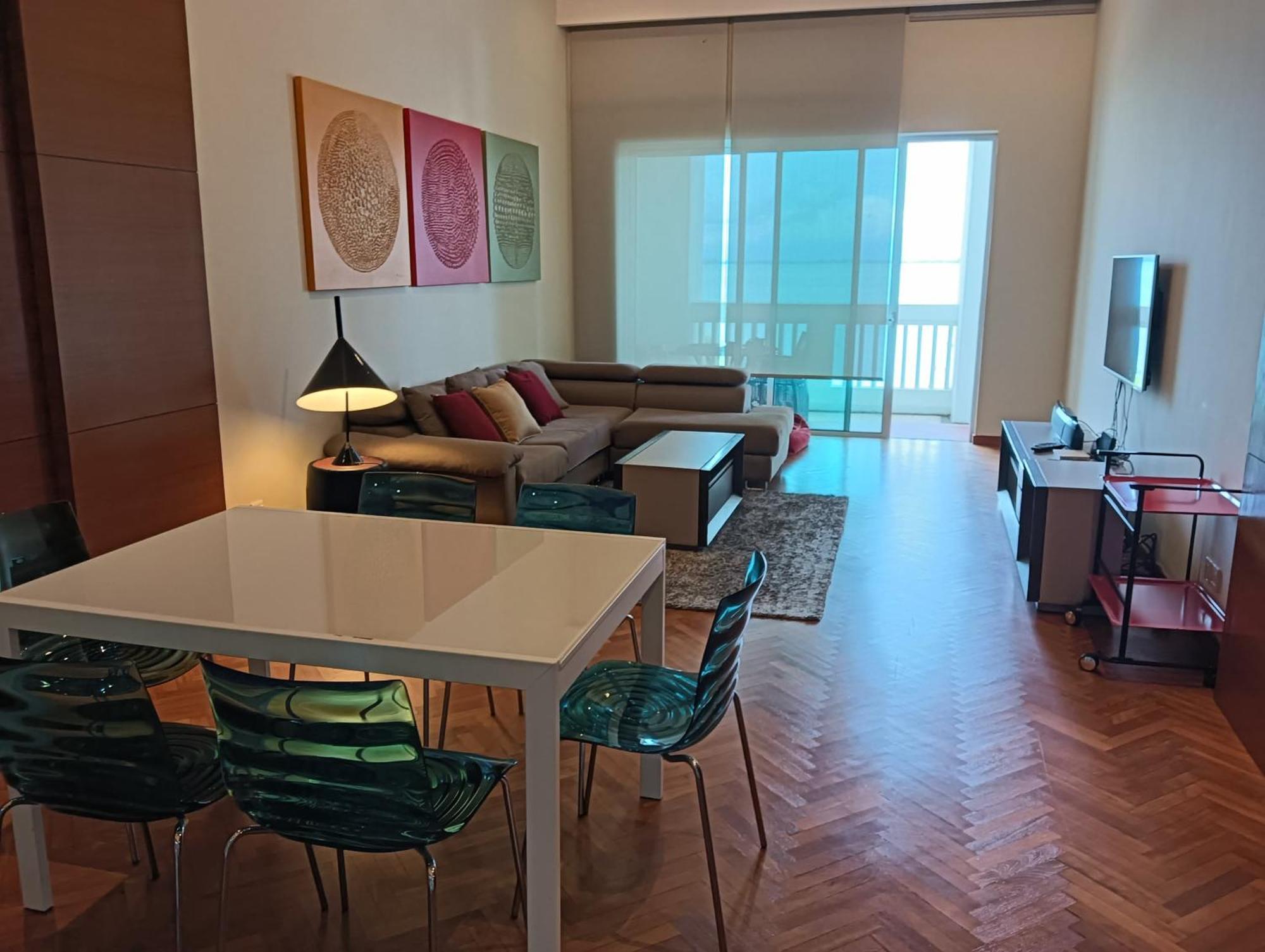 Straits Quay Marina Suites Penang By Aurorahomes Bagan Jermal Exterior photo