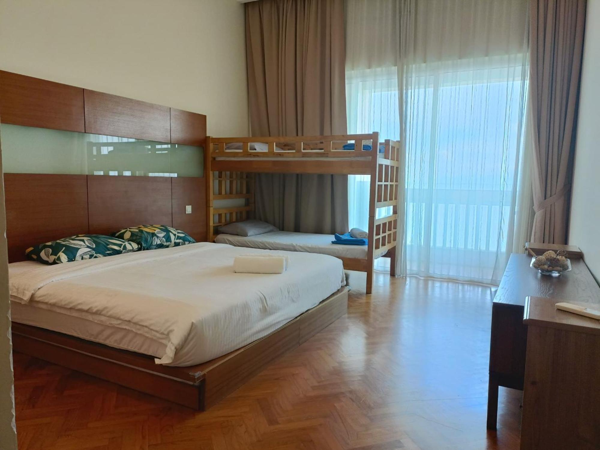 Straits Quay Marina Suites Penang By Aurorahomes Bagan Jermal Exterior photo