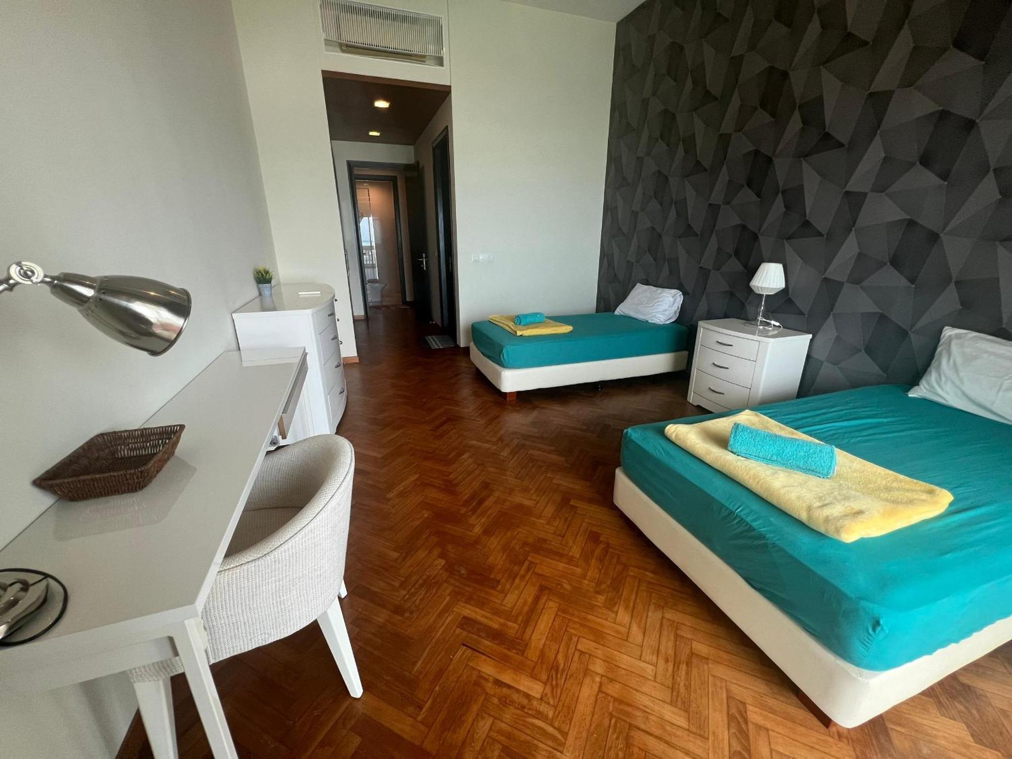 Straits Quay Marina Suites Penang By Aurorahomes Bagan Jermal Exterior photo